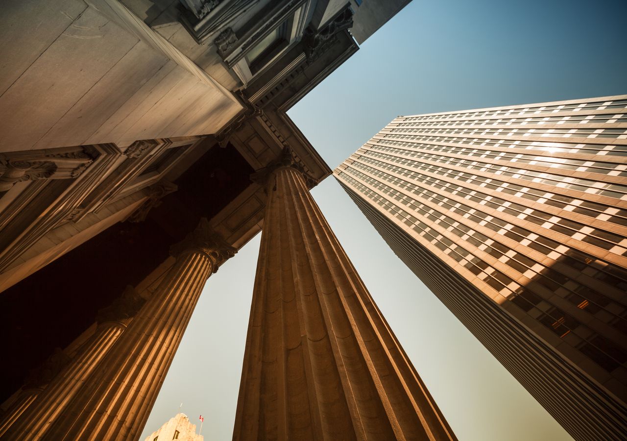 Compensation of damages and real property transactions